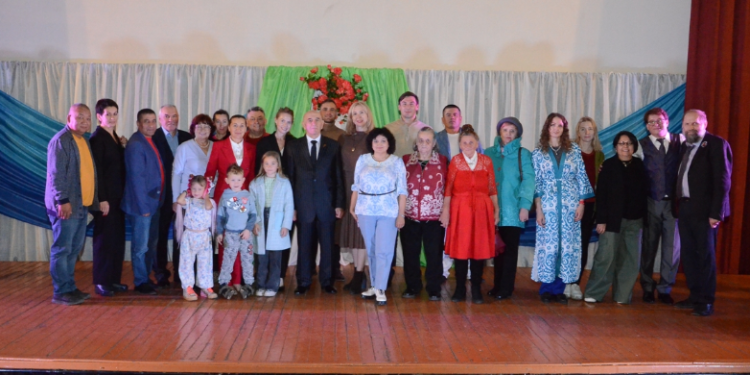 В рязанском КДЦ «Октябрь» прошел концерт «Привет из солнечной страны»