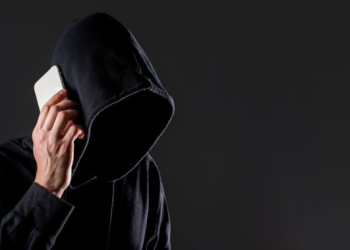 Мошенники выманили у жителя рязанского Скопина 986 тысяч рублей под видом инвестиций Мошенники выманили у жителя рязанского Скопина 986 тысяч рублей под видом инвестиций