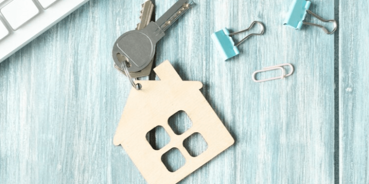 Трехкомнатную квартиру в центре Рязани выставили на продажу за 50 миллионов рублей