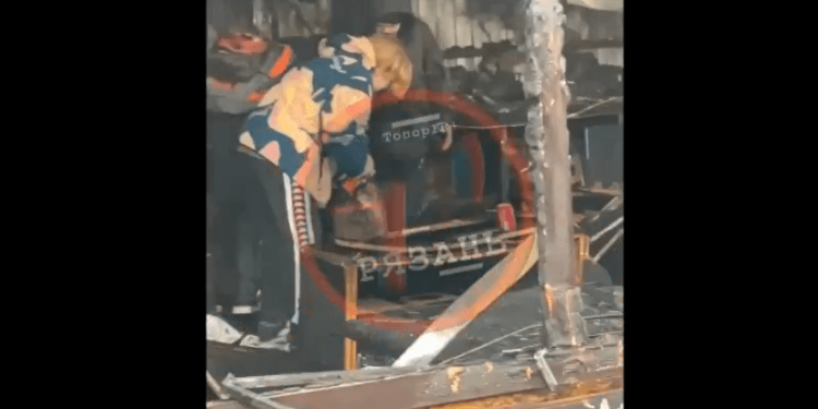 Сгоревшую на улице Черновицкой шаурмичную разграбили дети