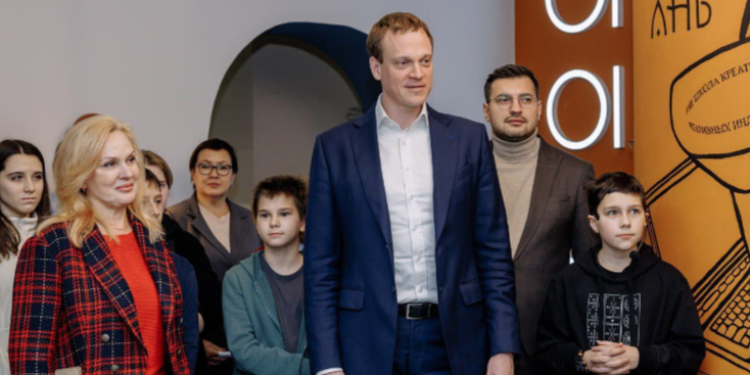 В рязанской библиотеке имени Горького открылась школа креативных индустрий В рязанской библиотеке имени Горького открылась школа креативных индустрий