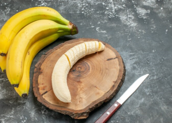 Гастроэнтеролог Сухорукова: в период поздней осени для организма особенно полезны бананы и финики Гастроэнтеролог Сухорукова: в период поздней осени для организма особенно полезны бананы и финики