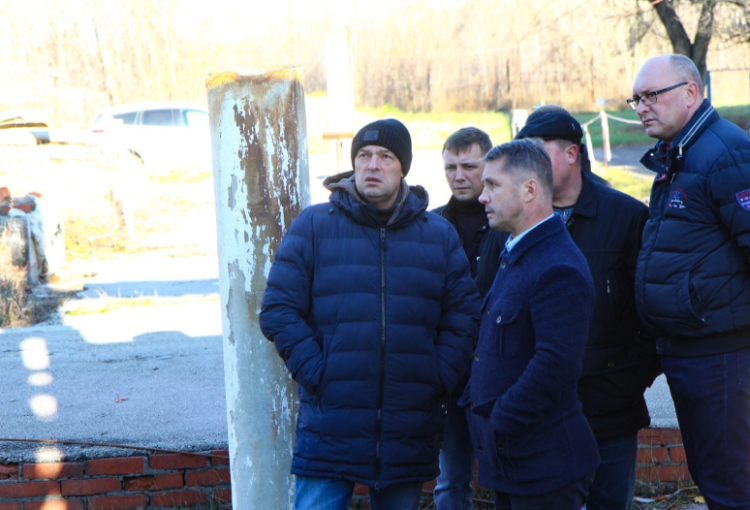 Мэр Рязани Артемов проинспектировал ход благоустройства дворов