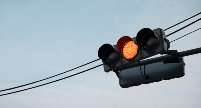 На улице Есенина запретили поворот в сторону Окского проезда На улице Есенина запретили поворот в сторону Окского проезда