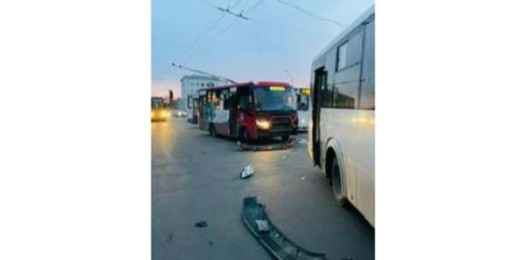 В Сети появился снимок с места ДТП, в котором пострадали две юных рязанки