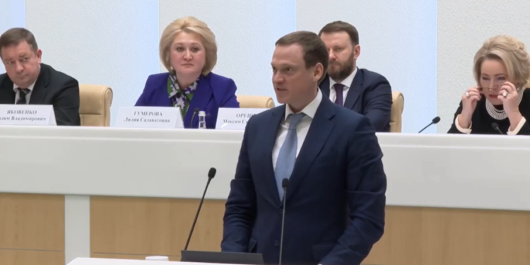 Рязанский губернатор Малков выступил с докладом на парламентских слушаниях в Совфеде