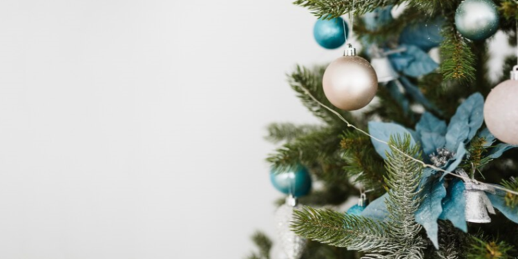 Котяков: у россиян будет три выходных дня перед новогодними праздниками