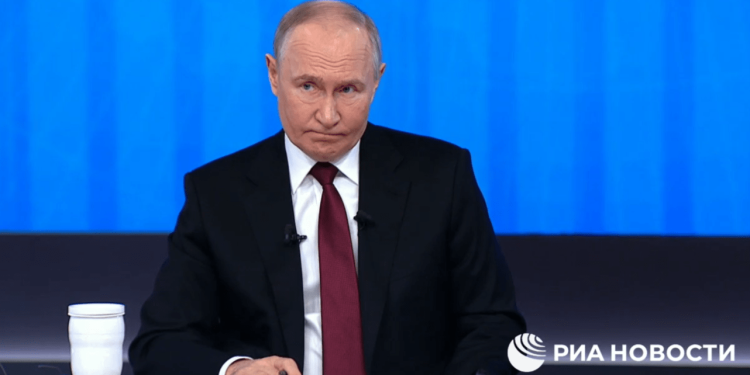 Путин ответил на вопрос о работе Google и YouTube в России