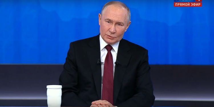 Путин выразил благодарность Рязанской области за помощь подшефной территории