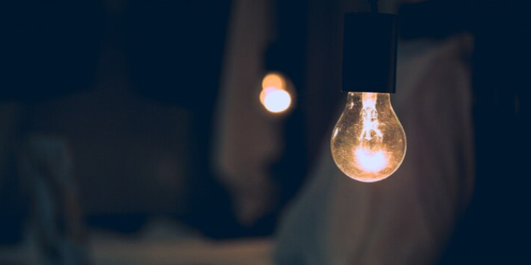 Жители рязанской Горрощи и Южного пожаловались на постоянное отключение света