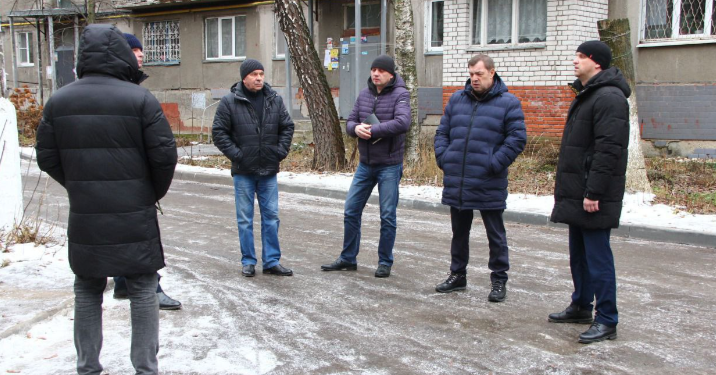 В первый день нового года мэр Рязани Виталий Артемов провел объезд городских территорий