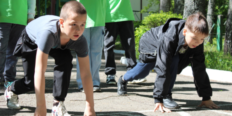 Родителям юных рязанцев напомнили о возможности компенсации покупки путевки в детские лагеря
