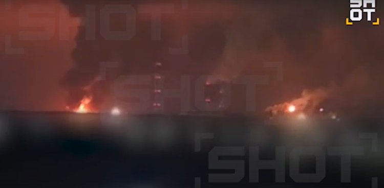 В Сети появились кадры пожара, который возник в Рязани после атаки беспилотников