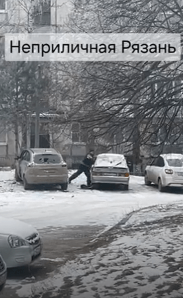 В рязанском Скопине пьяный неизвестный разбивал стекла припаркованных автомобилей