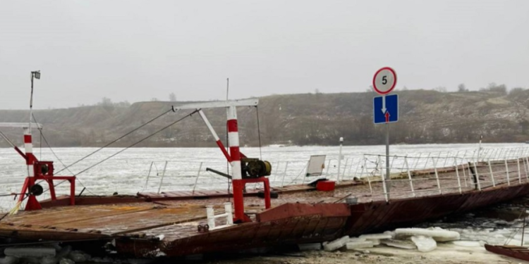 14 февраля в Спасском районе перекрыли два понтонных моста