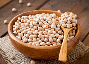 Гастроэнтеролог Сухорукова: турецкий горох поможет в борьбе с лишним весом