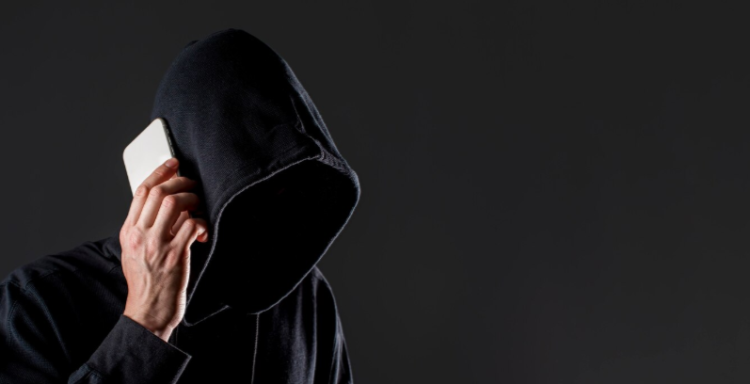 Рязанец отдал "работнику почты" 662 тысячи рублей за заказное письмо