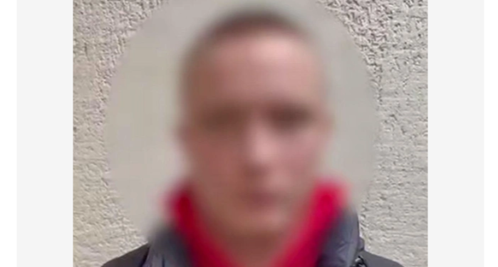 Молодой человек, расписавший стены на улице Почтовой, извинился перед рязанцами Молодой человек, расписавший стены на улице Почтовой, извинился перед рязанцами