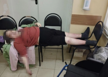 В коридоре рязанской ОКБ скончалась 39-летняя женщина