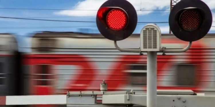 С 5 марта перекроют ж/д переезд на улице Военных Автомобилистов