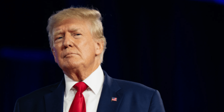 Трамп планирует поговорить с Путиным 18 марта Трамп планирует поговорить с Путиным 18 марта