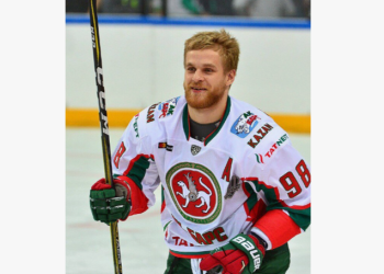 В возрасте 34 лет скончался российский хоккеист Федор Малыхин