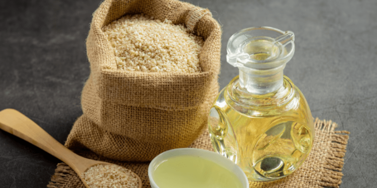 Гастроэнтеролог Багатова: самыми полезными маслами являются льняное и тыквенное