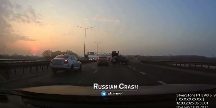 На Северной окружной в Рязани водитель при обгоне устроил ДТП