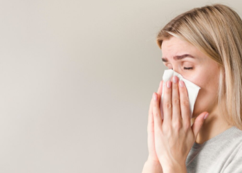 Иммунолог Бобрикова: аллергикам следует избегать употребления яблок, вишни и сельдерея Иммунолог Бобрикова: аллергикам следует избегать употребления яблок, вишни и сельдерея