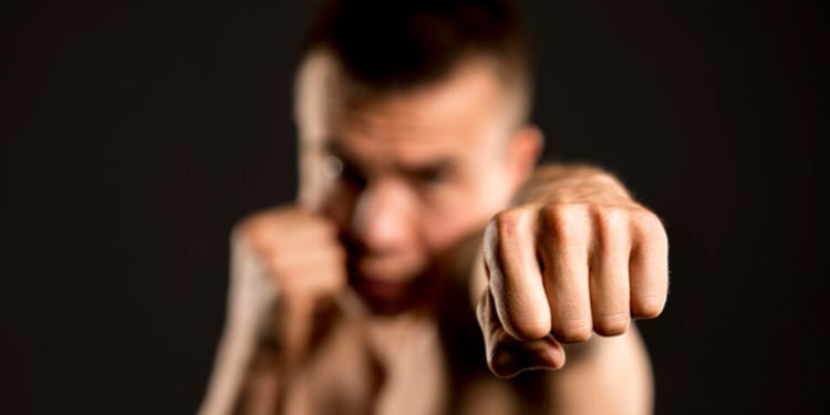 В Рязанской области педагог и бизнесмен отделались условным сроком за избиение подростка В Рязанской области педагог и бизнесмен отделались условным сроком за избиение подростка