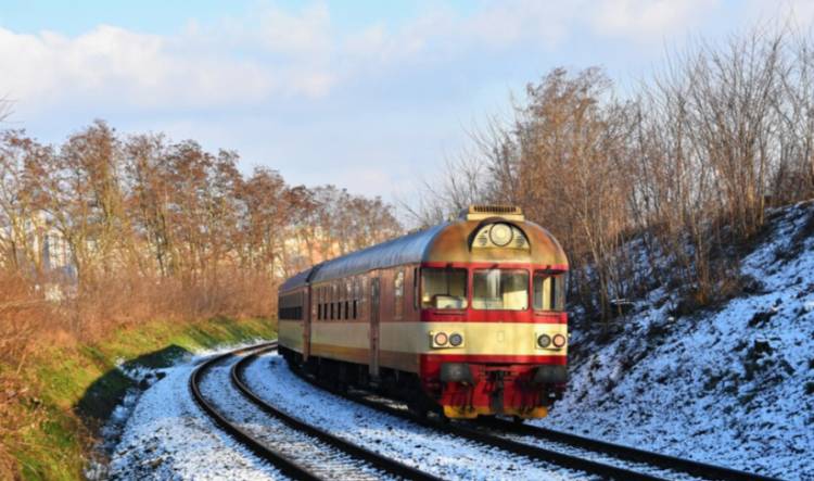 Попавшему под поезд 21-летнему рязанцу ампутируют ногу