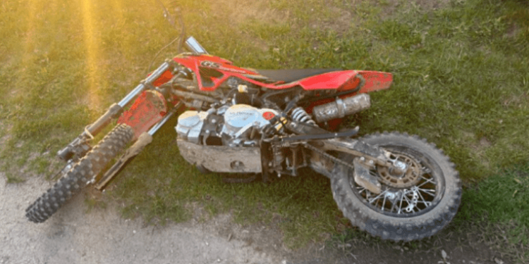 В Касимовском районе 10-летний водитель на питбайке врезался в легковушку