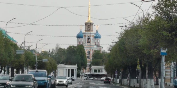 Рязанцев предупредили о дорожных работах на улице Соборной в ночь на 29 апреля