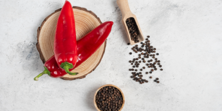 Профессор Милушкина: салат с красным перцем и огурцами может лишить организм витаминов Профессор Милушкина: салат с красным перцем и огурцами может лишить организм витаминов