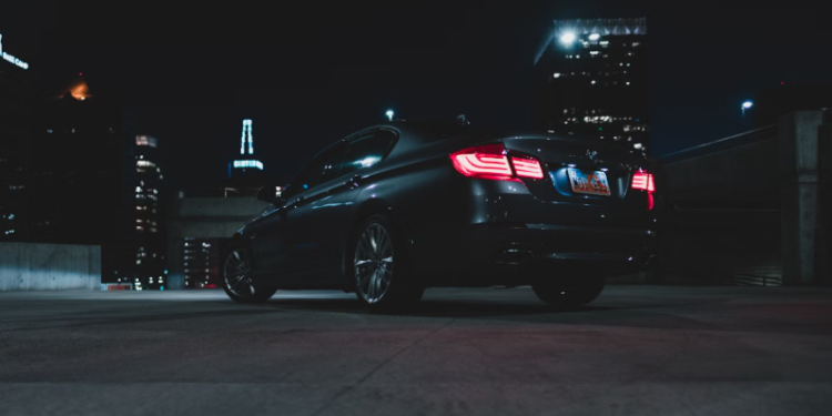 Представительство рязанского правительства объявило тендер на покупку легковушки за 9,5 миллиона