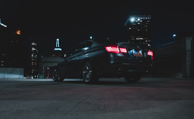 Представительство рязанского правительства объявило тендер на покупку легковушки за 9,5 миллиона