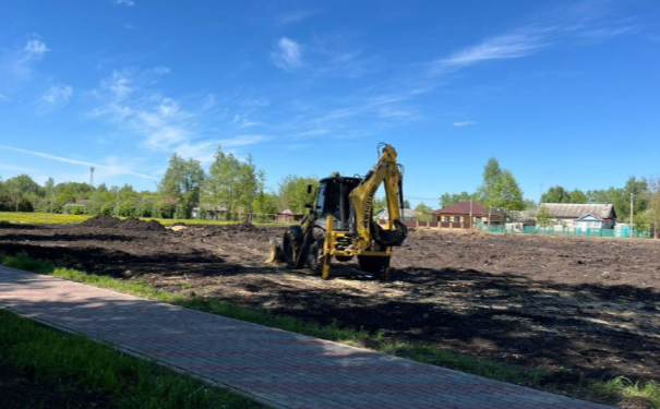 В Александро-Невском районе проходит благоустройство "Парка героев" В Александро-Невском районе проходит благоустройство «Парка героев»