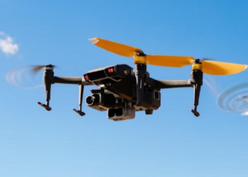 Mash: в районе рязанского нефтезавода сбили 5 вражеских беспилотников