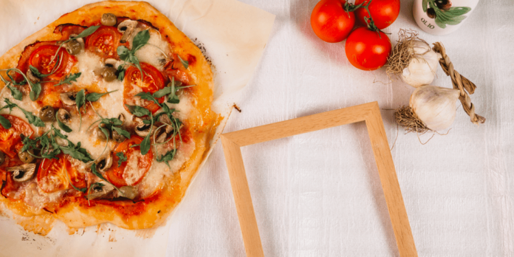 Роскачество обнаружило в пицце "Маргарита" фальсифицированный сыр Роскачество обнаружило в пицце «Маргарита» фальсифицированный сыр