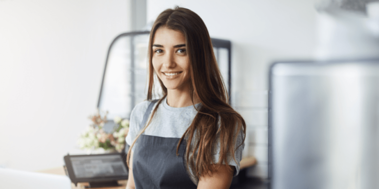 HeadHunter: самые востребованные профессии летом — кассиры и продавцы-консультанты