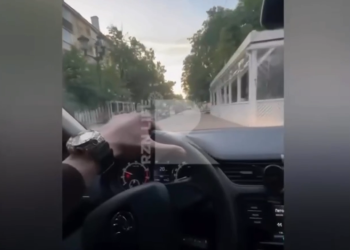 Неизвестный автовладелец решил прокатиться по улице Почтовой, полиция уже ищет его Неизвестный автовладелец решил прокатиться по улице Почтовой, полиция уже ищет его