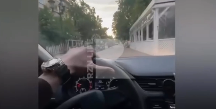 Неизвестный автовладелец решил прокатиться по улице Почтовой, полиция уже ищет его