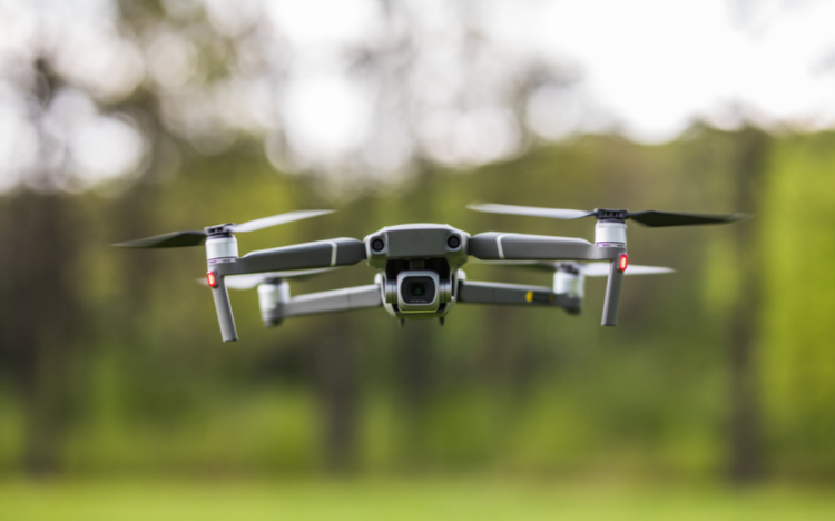 Малков: в Рязани из-за падения осколков БПЛА повреждены автомобили и разбиты окна в жилых домах