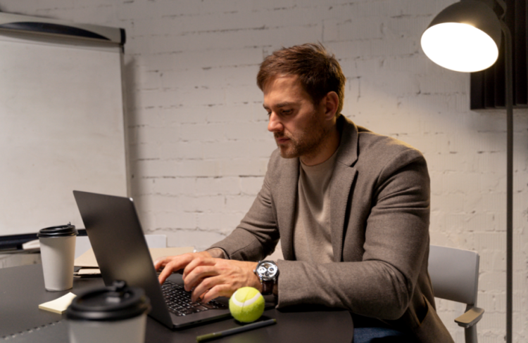 Россиянам напомнили о шестидневной рабочей неделе