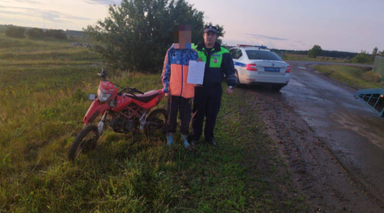 В Рыбновском районе полиция поймала 16-летнего водителя питбайка без водительских прав