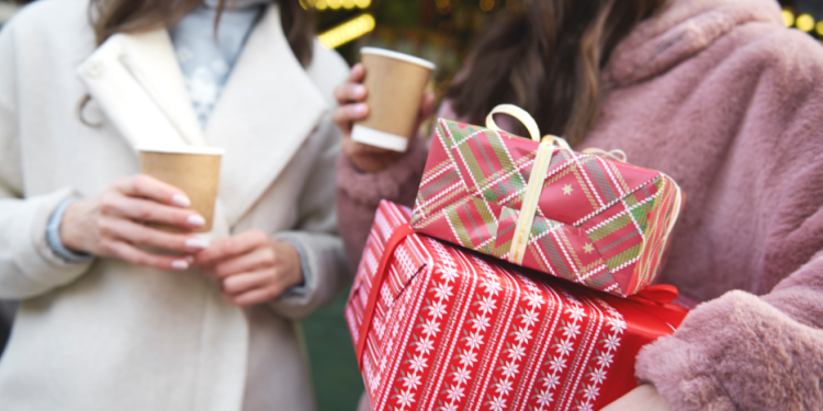 В России предложили отменить длинные январские и майские праздники