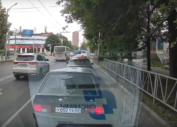 Рязанцы рассказали о двух маршрутчиках, грубо нарушивших ПДД Рязанцы рассказали о двух маршрутчиках, грубо нарушивших ПДД