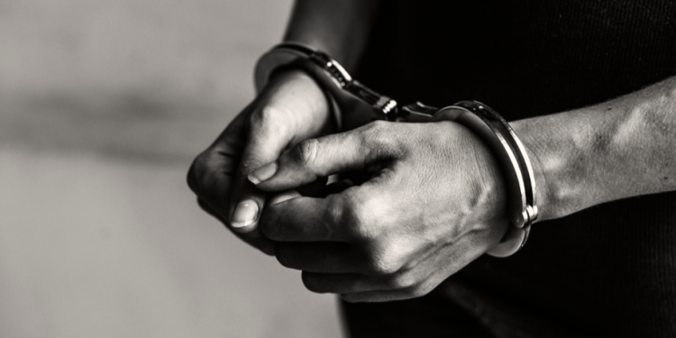 В Рыбновском районе местный житель незаконно прописал в своей квартире троих мигрантов В Рыбновском районе местный житель незаконно прописал в своей квартире троих мигрантов