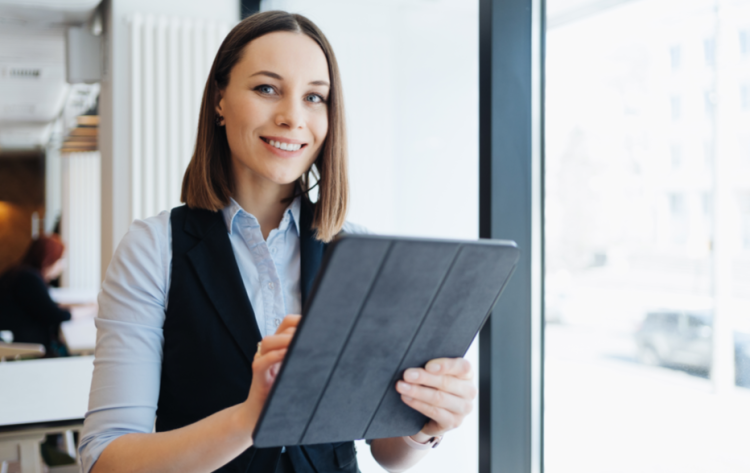 Где работает и сколько получает менеджер по продажам. Как им стать