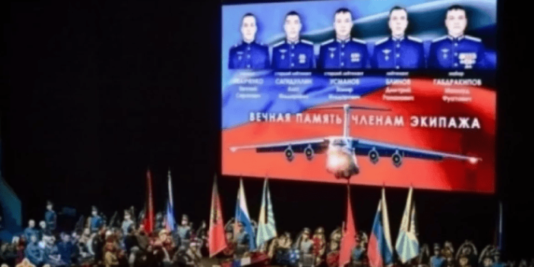 В Оренбурге почтили память разбившегося под Рязанью экипажа самолета Ил-76